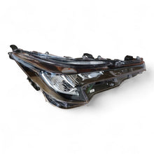 Laden Sie das Bild in den Galerie-Viewer, Frontscheinwerfer Toyota Corolla 811102S60 HH LED Rechts Scheinwerfer Headlight SCH2139227944mb
