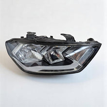 Load image into Gallery viewer, Frontscheinwerfer Audi A1 82A941004 Rechts Scheinwerfer Headlight