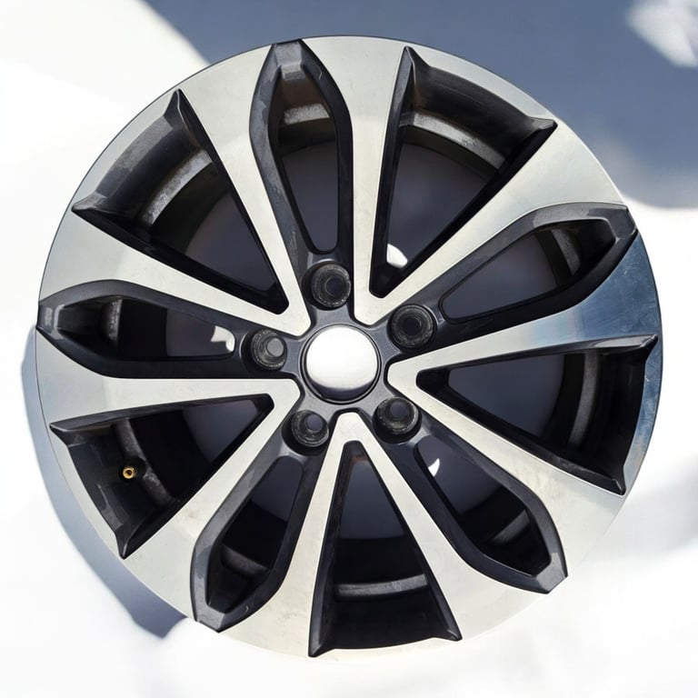 1x Alufelge 16 Zoll 6.5" 5x114.3 44ET Schwarz 403005287R 403008128R Renault