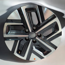 Laden Sie das Bild in den Galerie-Viewer, 1x Alufelge 17 Zoll 7.0&quot; 5x114 50ET Glanz 52910-K4000 Hyundai Kona Rim Wheel
