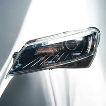 Laden Sie das Bild in den Galerie-Viewer, Frontscheinwerfer Skoda Superb III 3V1941015A Links Scheinwerfer Headlight