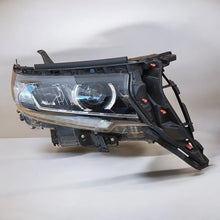 Laden Sie das Bild in den Galerie-Viewer, Frontscheinwerfer Toyota Land Cruiser Full LED Rechts Scheinwerfer Headlight SCH9739230621iw