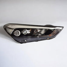 Laden Sie das Bild in den Galerie-Viewer, Frontscheinwerfer Hyundai Tucson 92102-D7200 Rechts Scheinwerfer Headlight