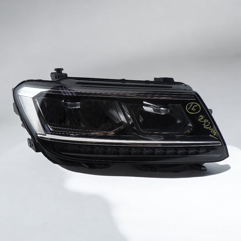 Frontscheinwerfer VW Tiguan 5NB941036 LED Rechts Scheinwerfer Headlight