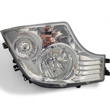 Laden Sie das Bild in den Galerie-Viewer, Frontscheinwerfer Mercedes-Benz A9608200339 Rechts Scheinwerfer Headlight SCH7596434200yw