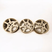 Laden Sie das Bild in den Galerie-Viewer, 1x Alufelge 15 Zoll 6.0&quot; 4x108 52 5ET Silber XS4J-GA 1077167 Ford Focus