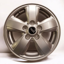 Laden Sie das Bild in den Galerie-Viewer, 1x Alufelge 15 Zoll 5.5&quot; 5x112 46ET Glanz Silber 6855101 Mini F57 F56 F55