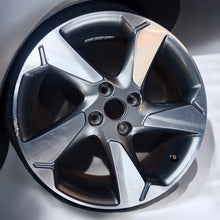 Laden Sie das Bild in den Galerie-Viewer, 1x Alufelge 17 Zoll 7.0&quot; 4x108 42 5ET Glanz Silber J1BC1007C1 Ford Fiesta