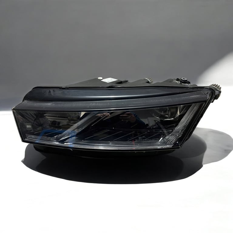 Frontscheinwerfer Skoda Octavia IV 5E4941015A Links Scheinwerfer Headlight SCH8302477565iw
