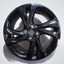 Laden Sie das Bild in den Galerie-Viewer, 1x Alufelge 17 Zoll 7.0&quot; 4x108 38ET Glanz Silber 9832281480 Opel Corsa F