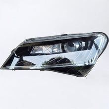 Laden Sie das Bild in den Galerie-Viewer, Frontscheinwerfer Skoda Superb III 3V1941015A Xenon Links Scheinwerfer Headlight