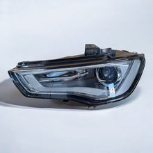 Laden Sie das Bild in den Galerie-Viewer, Frontscheinwerfer Audi A3 8V0941005 Xenon Links Scheinwerfer Headlight