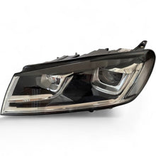 Laden Sie das Bild in den Galerie-Viewer, Frontscheinwerfer VW Touareg 7P1941033 Xenon Ein Stück (Rechts oder Links)