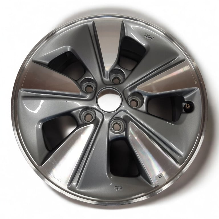 1x Alufelge 15 Zoll 6.0" 5x114.3 45ET Glanz 4FA1A Nissan Leaf Ze0 Ze1 Pulsar