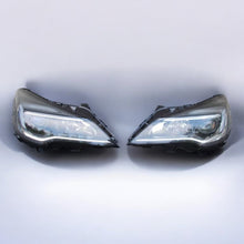 Laden Sie das Bild in den Galerie-Viewer, Frontscheinwerfer Opel Astra 13401141 LED Ein Satz Scheinwerfer Headlight