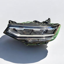 Laden Sie das Bild in den Galerie-Viewer, Frontscheinwerfer VW Passat B8 3G1941035P LED Links Scheinwerfer Headlight