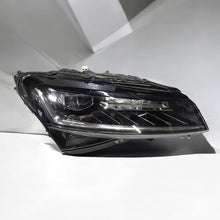 Laden Sie das Bild in den Galerie-Viewer, Frontscheinwerfer Skoda Superb III 3V1941016D LED Rechts Scheinwerfer Headlight