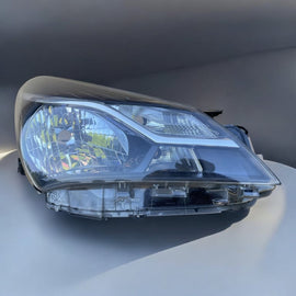 Frontscheinwerfer Toyota Yaris Rechts Scheinwerfer Headlight