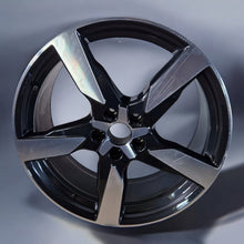 Laden Sie das Bild in den Galerie-Viewer, 1x Alufelge 20 Zoll 8.5" 5x112 43ET Glanz Schwarz 4K0601025 Audi A6 C8 Rim Wheel FEL1230637743lg