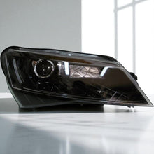 Load image into Gallery viewer, Frontscheinwerfer Skoda Superb III 3V1941016A Xenon Rechts Headlight