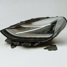 Laden Sie das Bild in den Galerie-Viewer, Frontscheinwerfer Tesla Model 3 5yj3 1077375-00-C 2017-5YJ3 Full LED Links