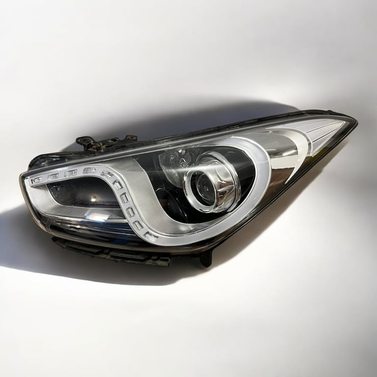 Frontscheinwerfer Hyundai I40 92101-3Z100 Links Scheinwerfer Headlight