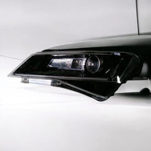 Laden Sie das Bild in den Galerie-Viewer, Frontscheinwerfer Skoda Superb III 3V1941015B Xenon Links Scheinwerfer Headlight