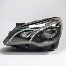 Laden Sie das Bild in den Galerie-Viewer, Frontscheinwerfer Mercedes-Benz A2079063900 A2078260991 LED Rechts oder Links SCH2567127420sp