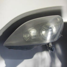 Laden Sie das Bild in den Galerie-Viewer, Frontscheinwerfer Opel Zafira B 24451052LH Links Scheinwerfer Headlight