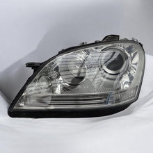 Load image into Gallery viewer, Frontscheinwerfer Mercedes-Benz W164 W1654 Links Scheinwerfer Headlight