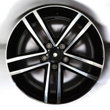 Load image into Gallery viewer, 3x Alufelge 17 Zoll 7.0" 5x112 43ET Glanz Schwarz 5GD601025F VW Passat Golf FEL2860039525zf