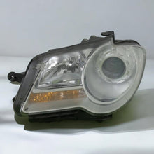 Laden Sie das Bild in den Galerie-Viewer, Frontscheinwerfer VW Touran 1T1941005B Links Scheinwerfer Headlight