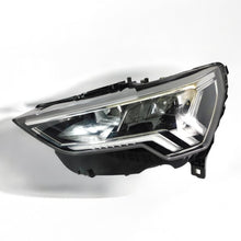 Laden Sie das Bild in den Galerie-Viewer, Frontscheinwerfer Audi Q3 83A941033 LED Links Scheinwerfer Headlight