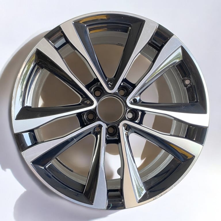 1x Alufelge 18 Zoll 7.5" 5x112 49ET Glanz Schwarz A1774012700 Mercedes-Benz W177