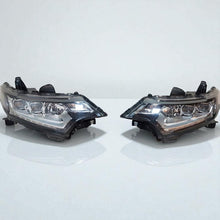 Laden Sie das Bild in den Galerie-Viewer, Frontscheinwerfer Mitsubishi Outlander III Ein Stück (Rechts oder Links)