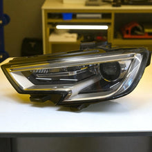 Load image into Gallery viewer, Frontscheinwerfer Audi A3 8V0941005E Xenon Links Scheinwerfer Headlight