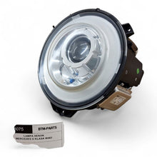 Laden Sie das Bild in den Galerie-Viewer, Frontscheinwerfer Mercedes-Benz W463 A4638200759 Xenon Rechts Headlight SCH7486903651ue