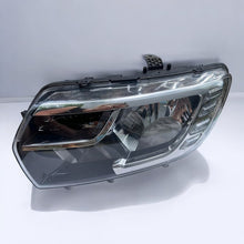 Laden Sie das Bild in den Galerie-Viewer, Frontscheinwerfer Dacia Sandero Logan 260604218R LED Links Headlight