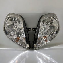 Laden Sie das Bild in den Galerie-Viewer, Frontscheinwerfer Renault Trafic Ein Stück (Rechts oder Links) Headlight