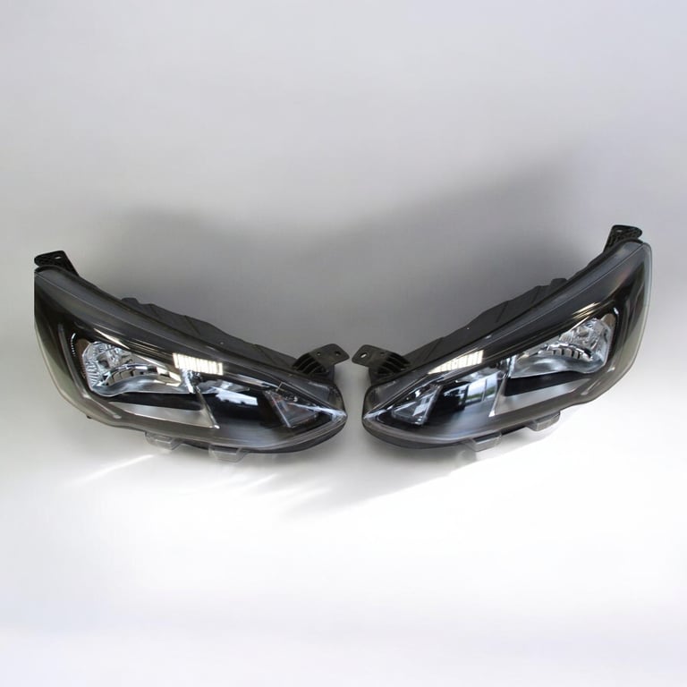 Frontscheinwerfer Ford Focus MX7B13E015CC LED Ein Stück (Rechts oder Links)