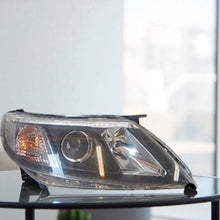 Laden Sie das Bild in den Galerie-Viewer, Frontscheinwerfer Saab 93 1EL009606-06 Xenon Rechts Scheinwerfer Headlight