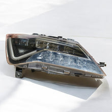 Laden Sie das Bild in den Galerie-Viewer, Frontscheinwerfer Seat Leon 5F1941008B LED Rechts Scheinwerfer Headlight