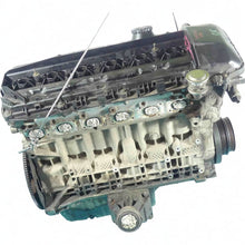 Laden Sie das Bild in den Galerie-Viewer, Motor BMW X5 E53 M54B30 3.0 2004 Benzin Engine Unkomplett
