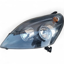 Laden Sie das Bild in den Galerie-Viewer, Frontscheinwerfer Opel Zafira B 92102J9150 Ein Stück (Rechts oder Links)