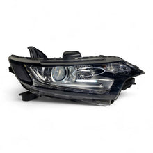 Laden Sie das Bild in den Galerie-Viewer, Frontscheinwerfer Mitsubishi Outlander I 8301C854 LED Rechts Headlight