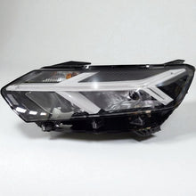 Laden Sie das Bild in den Galerie-Viewer, Frontscheinwerfer Dacia Sandero III 20-260602561R LED Rechts oder Links