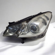 Laden Sie das Bild in den Galerie-Viewer, Frontscheinwerfer Mercedes-Benz C207 A2078204361 Xenon Links Headlight