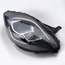 Laden Sie das Bild in den Galerie-Viewer, Frontscheinwerfer Ford Puma Ein Stück (Rechts oder Links) Scheinwerfer Headlight SCH4440934776ku