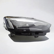 Laden Sie das Bild in den Galerie-Viewer, Frontscheinwerfer Audi A5 B9 8W6941012 Rechts Scheinwerfer Headlight