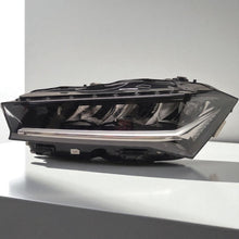 Load image into Gallery viewer, Frontscheinwerfer Skoda Superb 3P1941015 Full LED Links Scheinwerfer Headlight SCH9144923374sw